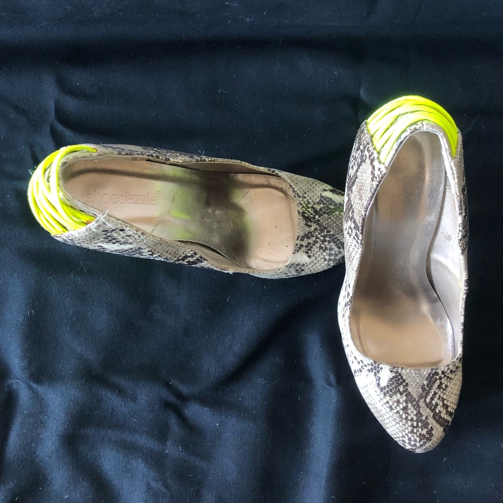 Platform Stiletto Pump - Picture 2 of 4